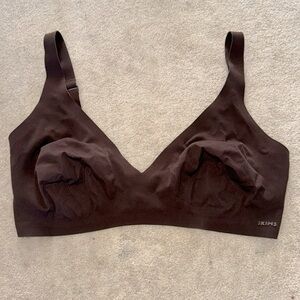 Skims naked plunge bralette -espresso M-DD